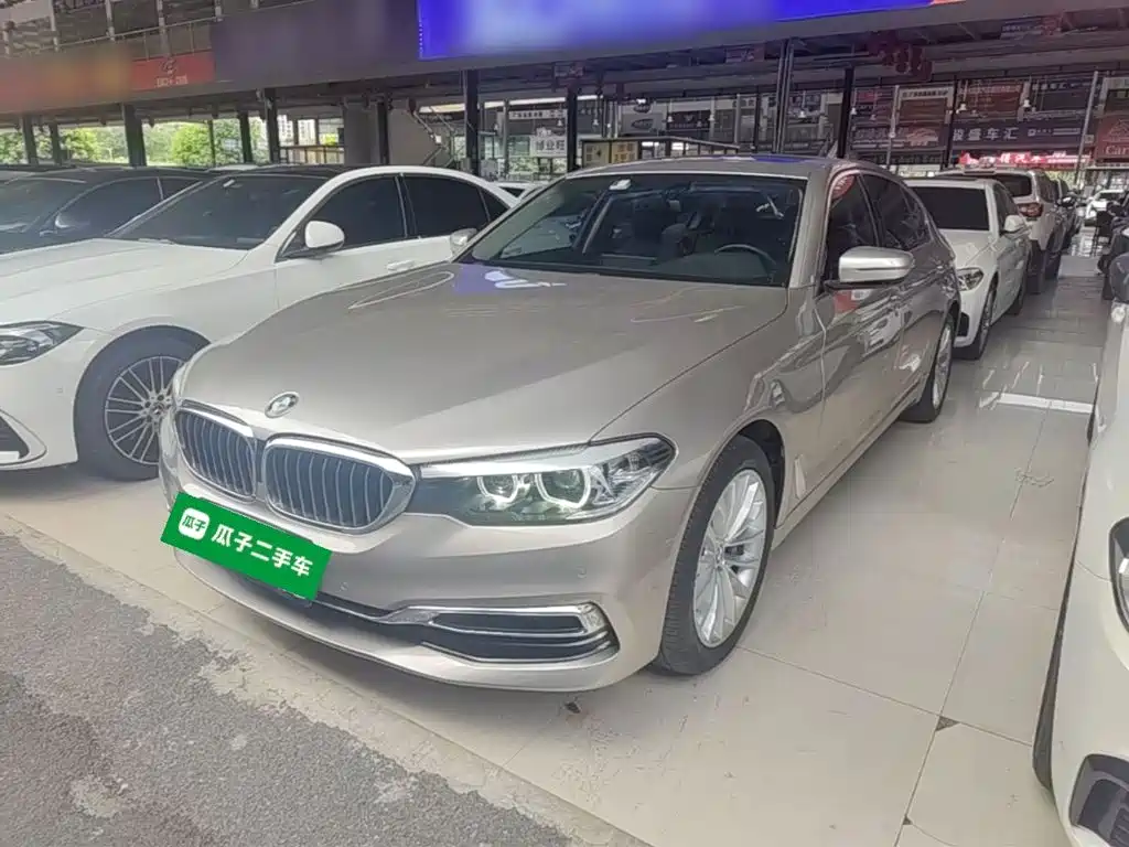 BMW 5 Series — фото 2