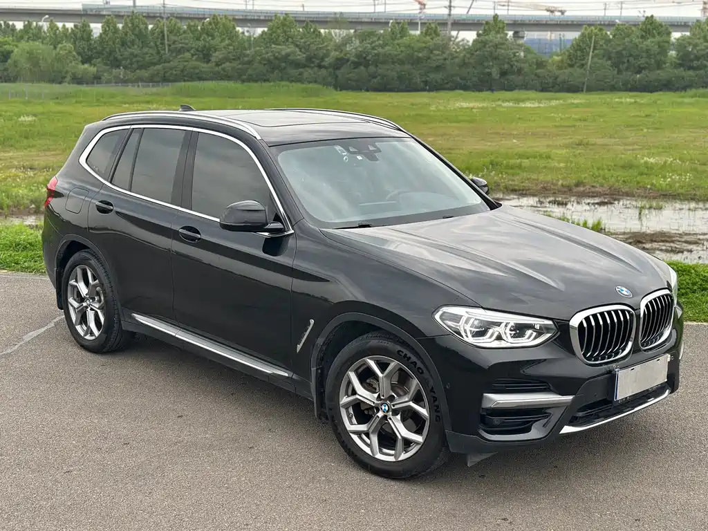 BMW X3 — фото 13