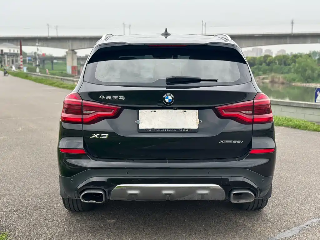 BMW X3 — фото 14