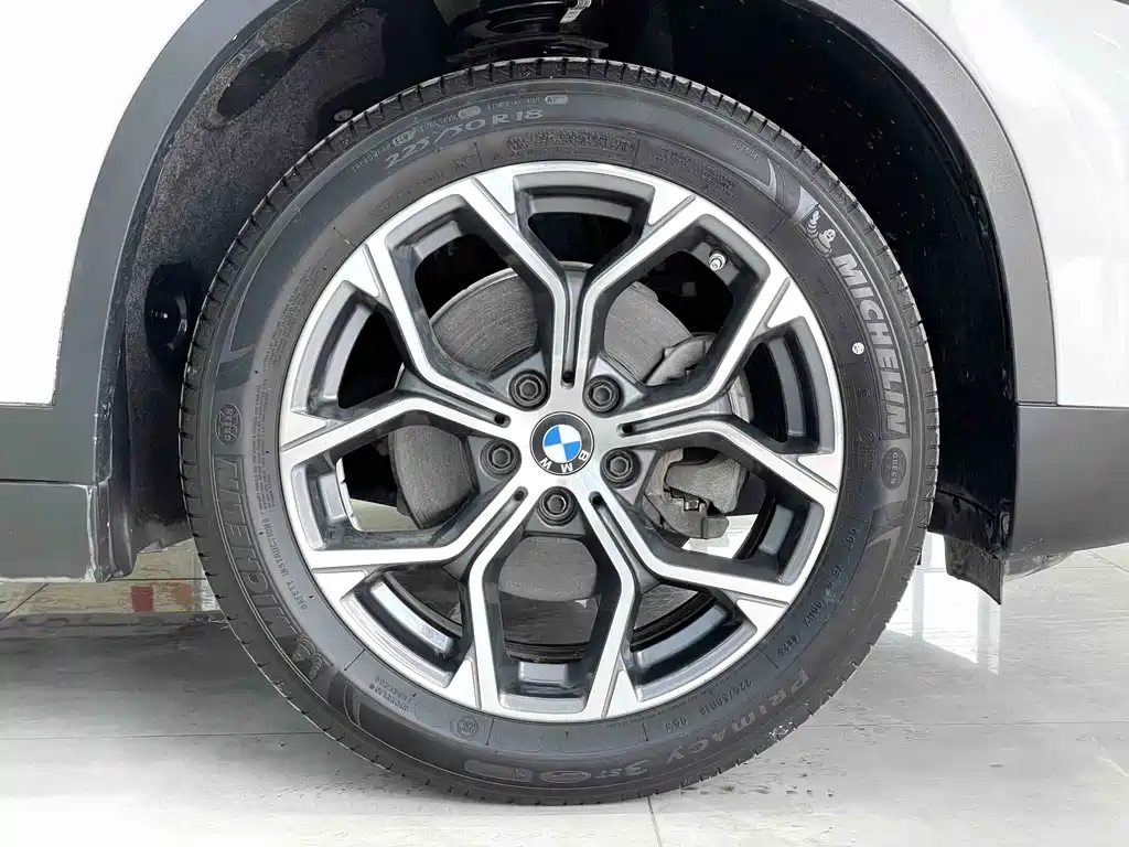 BMW X1 — фото 14