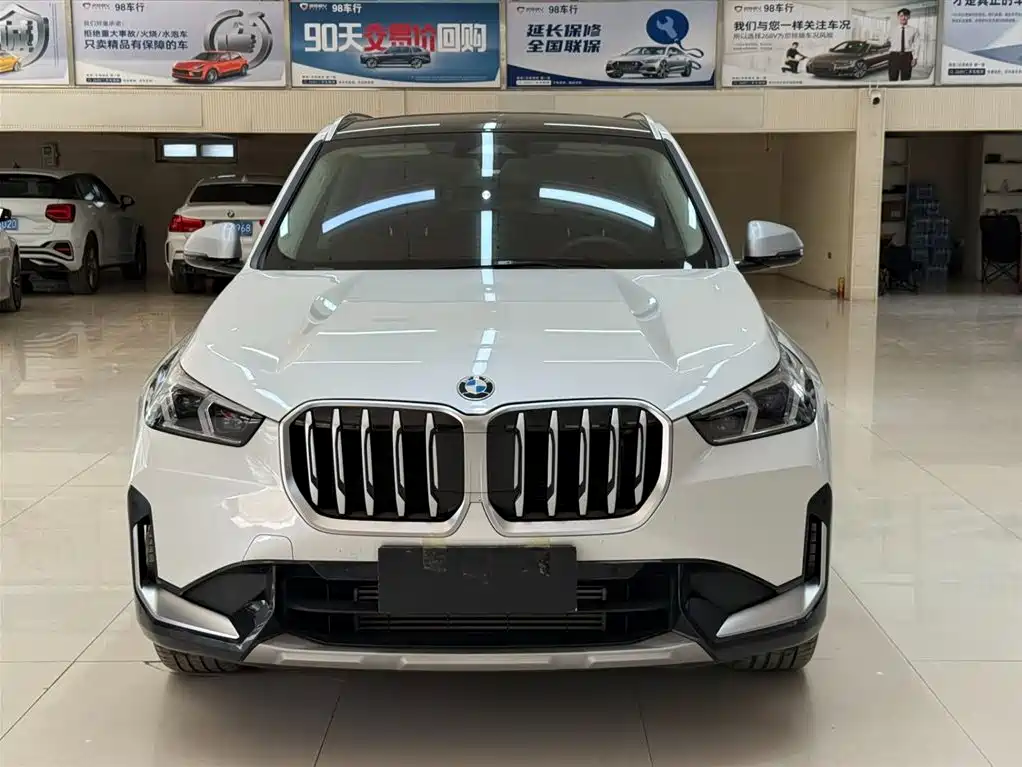 BMW X1 — фото 2