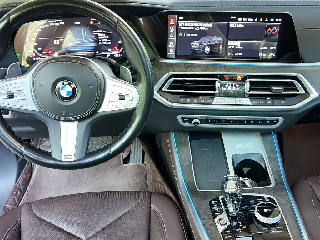 BMW X5 — фото 9