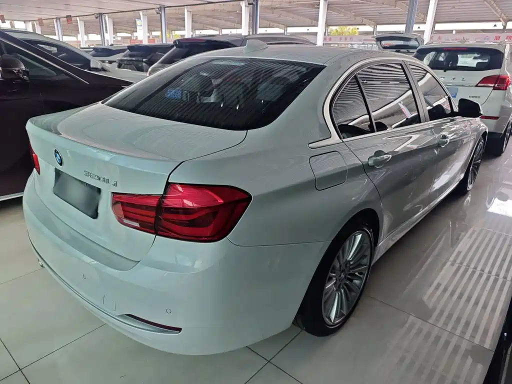 BMW 3 Series — фото 10