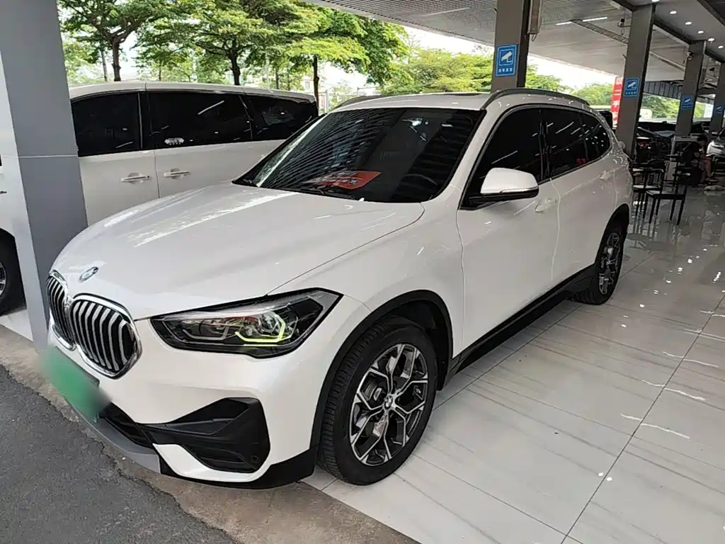 BMW X1 — фото 2