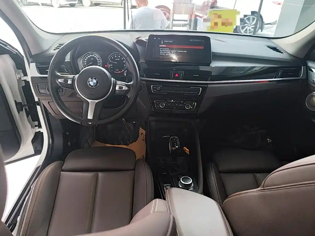 BMW X1 — фото 10
