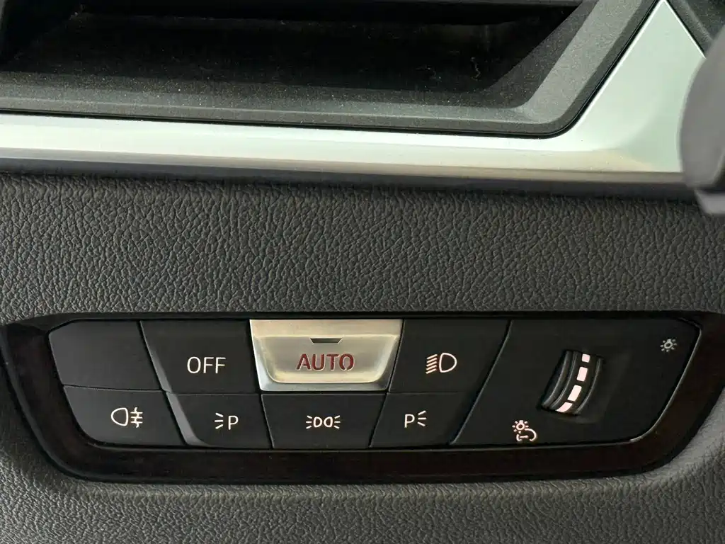 BMW 3 Series — фото 19