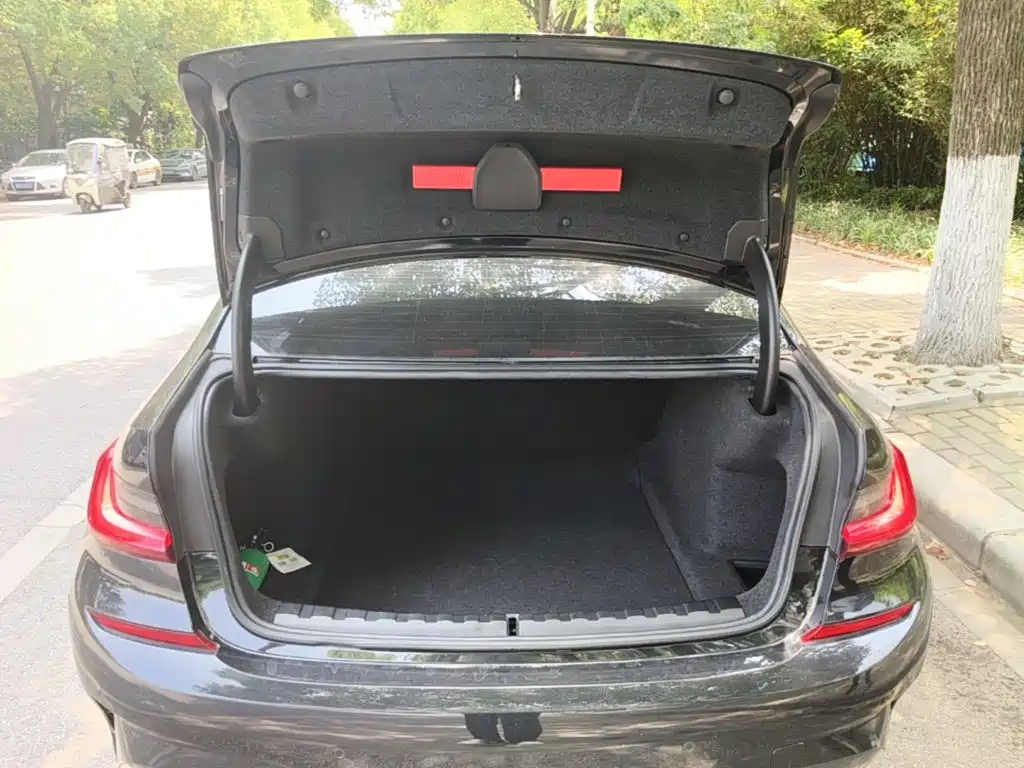BMW 3 Series — фото 19