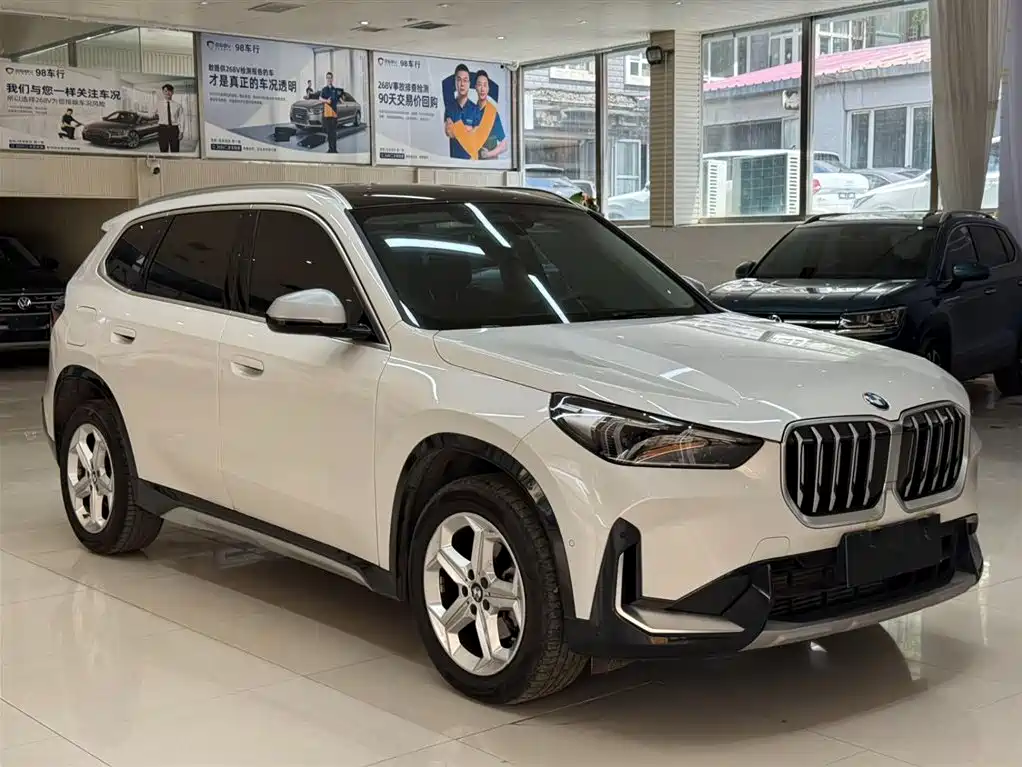 BMW X1 — фото 3
