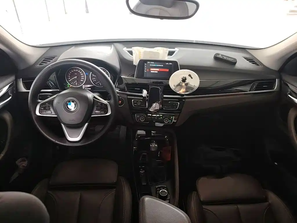 BMW X1 — фото 10