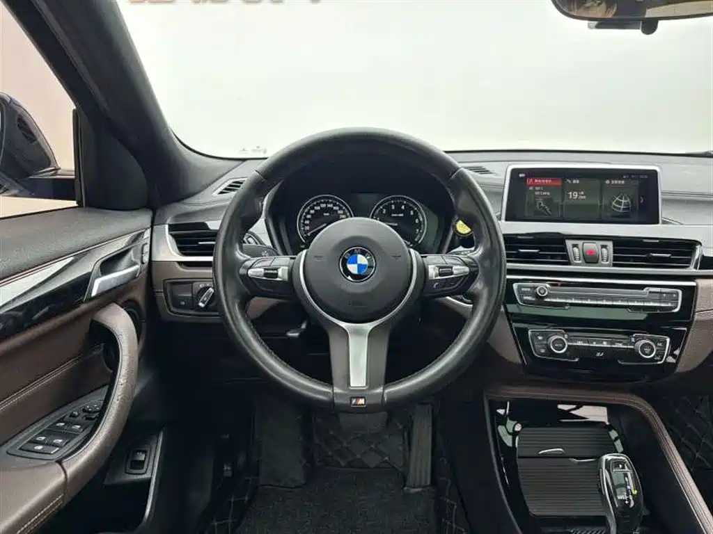 BMW X2 — фото 9