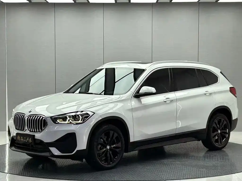 BMW X1 — фото 3