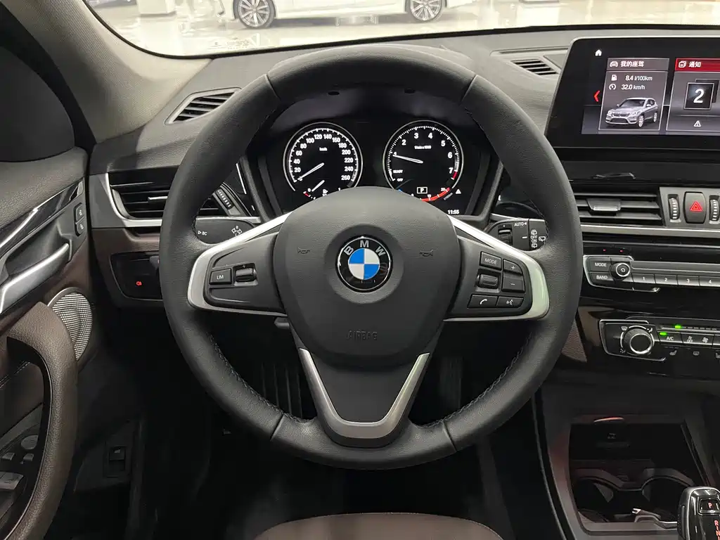 BMW X1 — фото 14