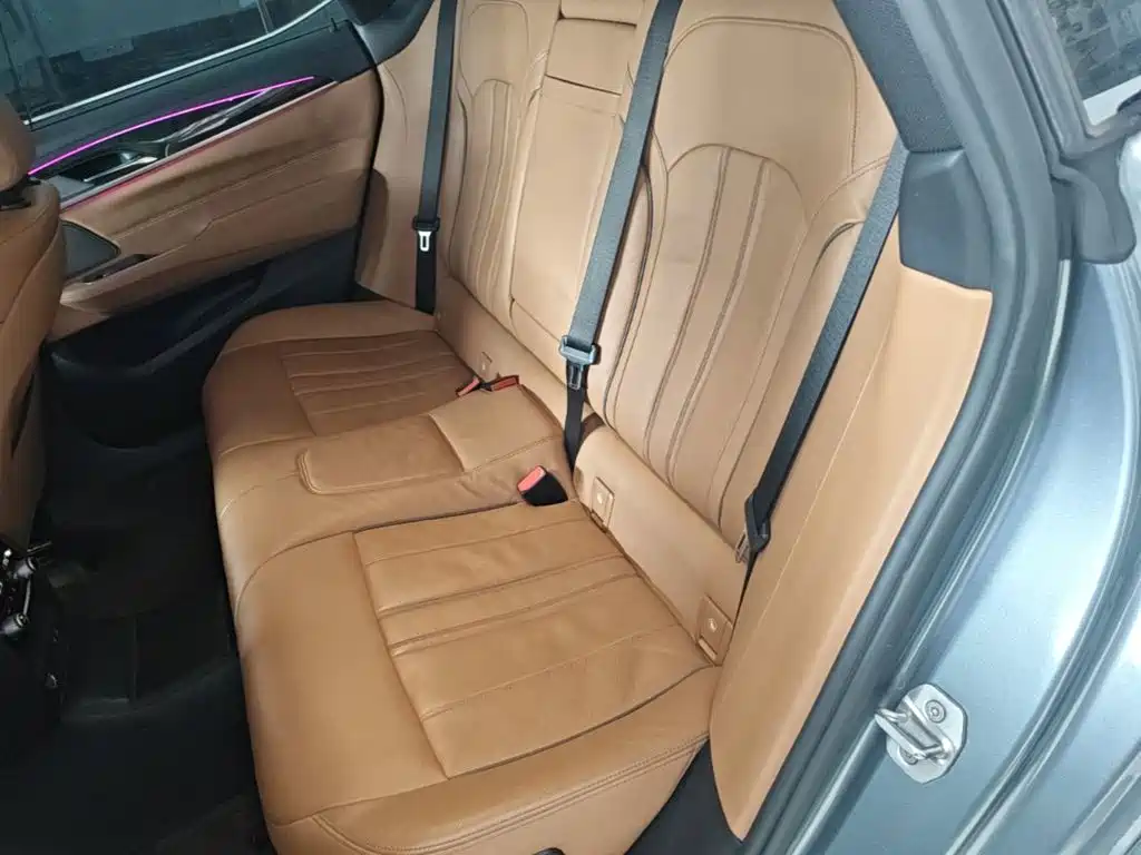 BMW 6 Series GT — фото 17