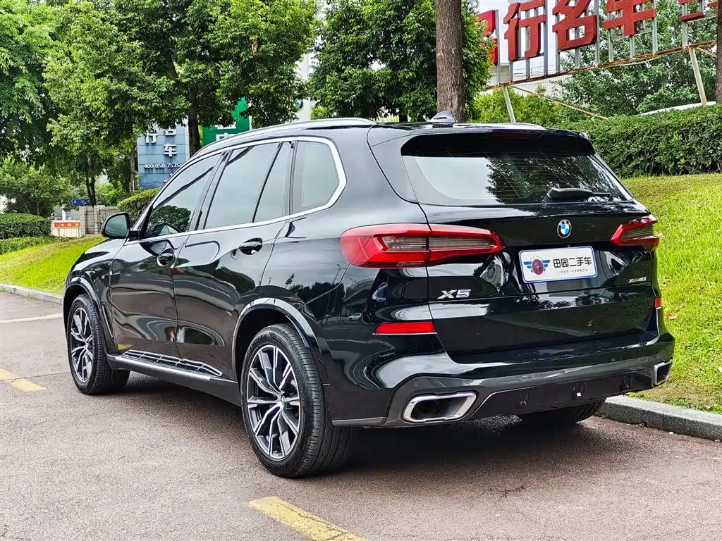 BMW X5 (Import) — фото 4