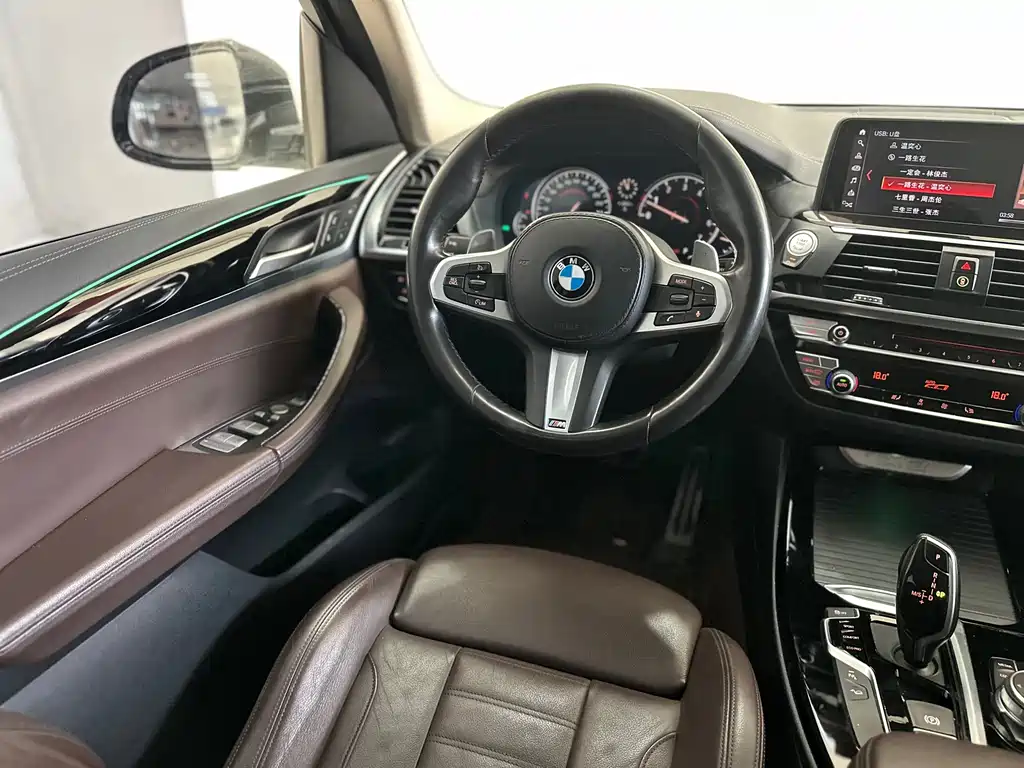 BMW X3 — фото 13