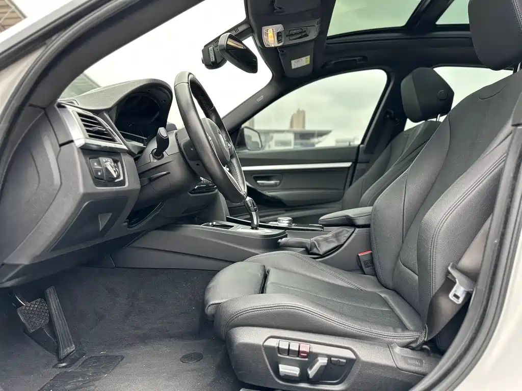BMW 3 Series GT — фото 8