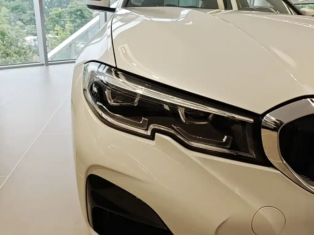 BMW 3 Series — фото 13