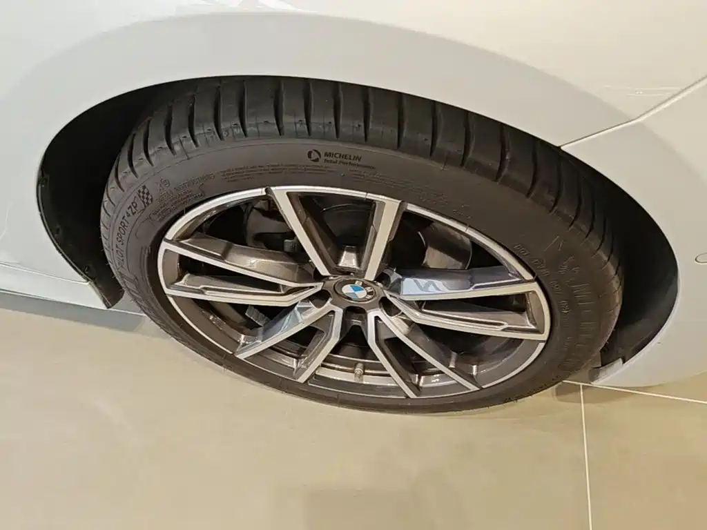 BMW 3 Series — фото 14