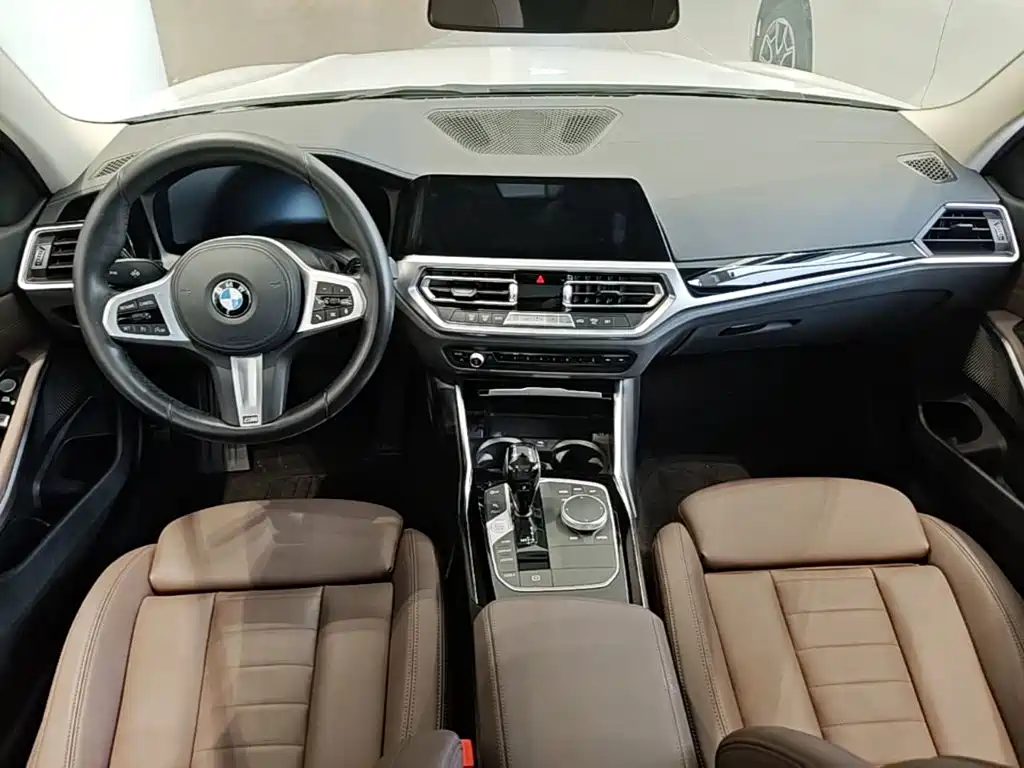 BMW 3 Series — фото 16
