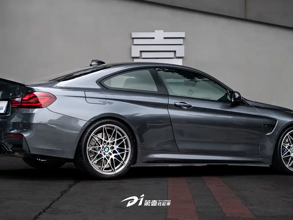 BMW M4 — фото 6
