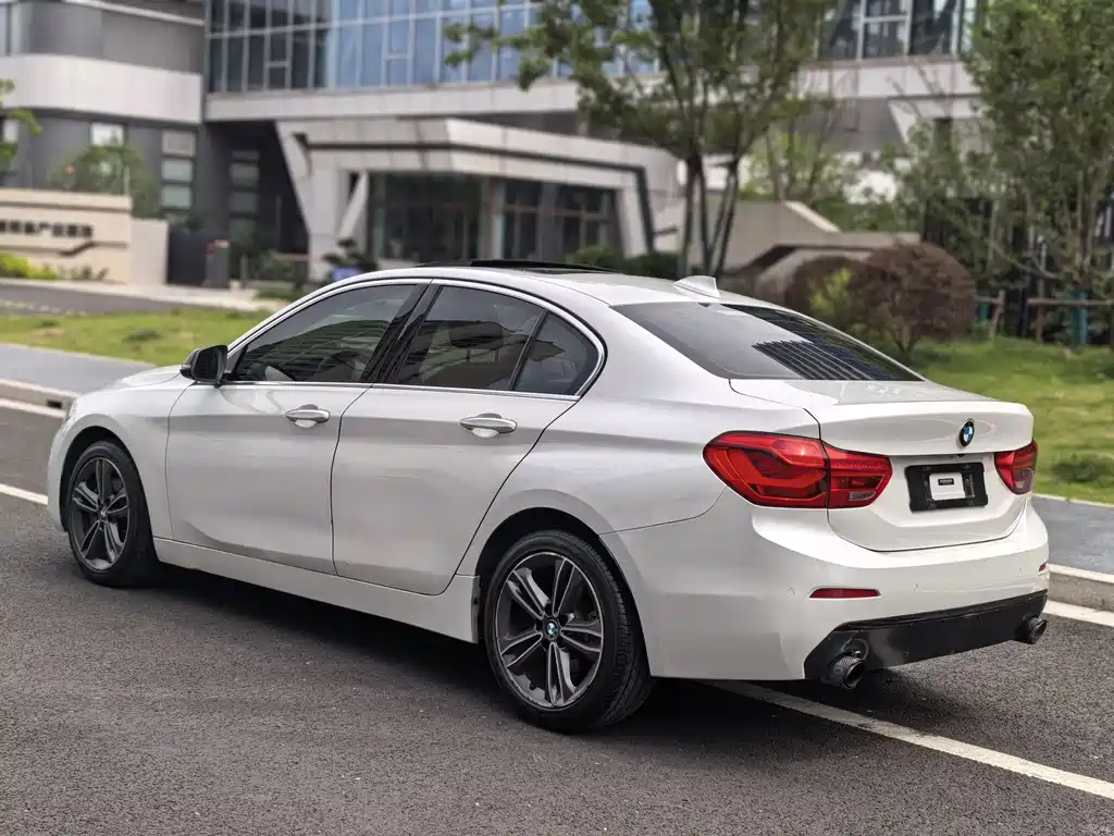 BMW 1 Series — фото 5