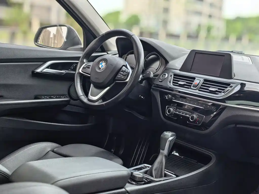 BMW 1 Series — фото 10