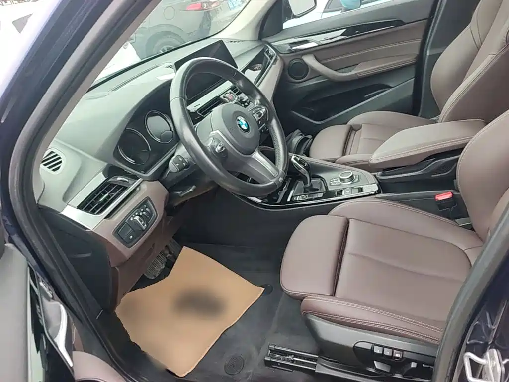 BMW X1 — фото 15