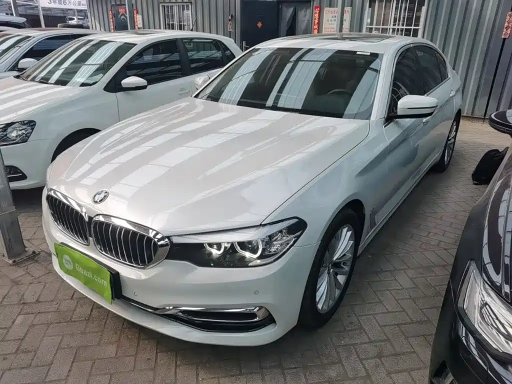 BMW 5 Series — фото 2