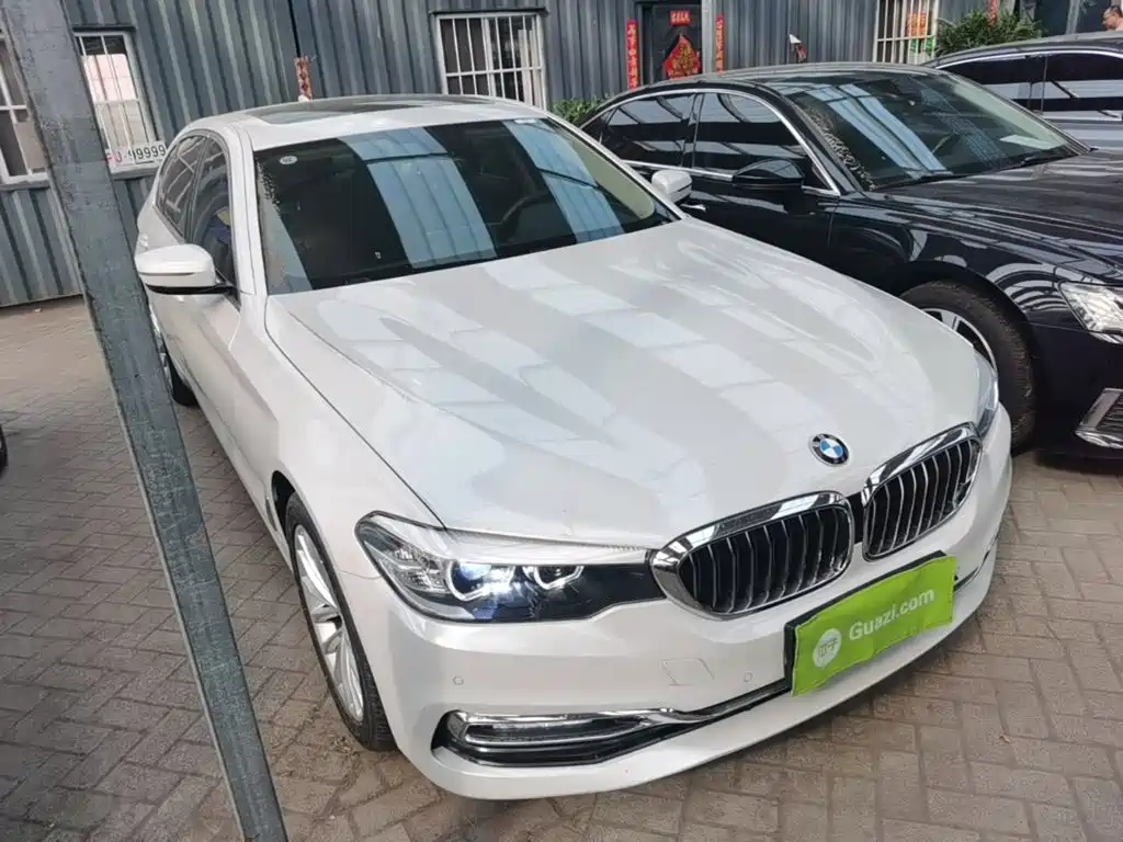 BMW 5 Series — фото 22
