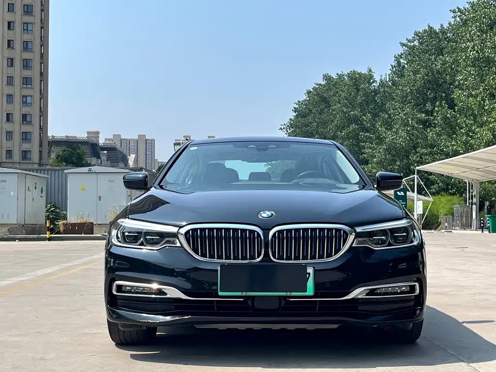 BMW 5 Series New Energy — фото 2