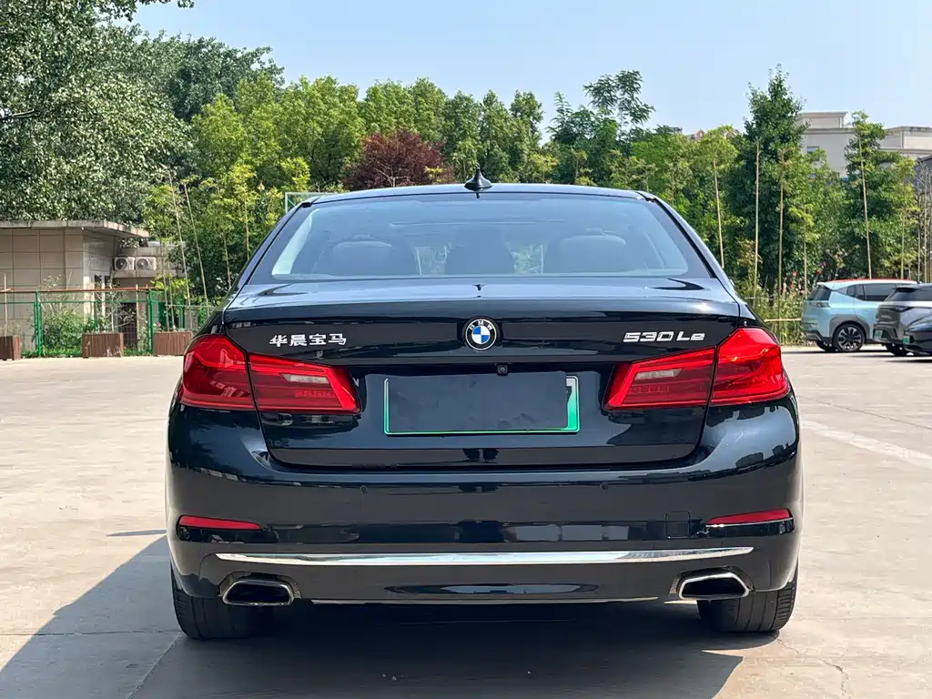 BMW 5 Series New Energy — фото 6