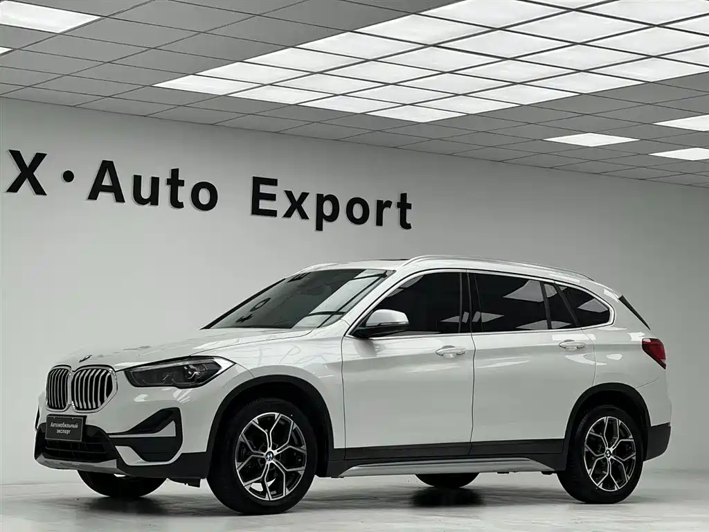 BMW X1 — фото 11