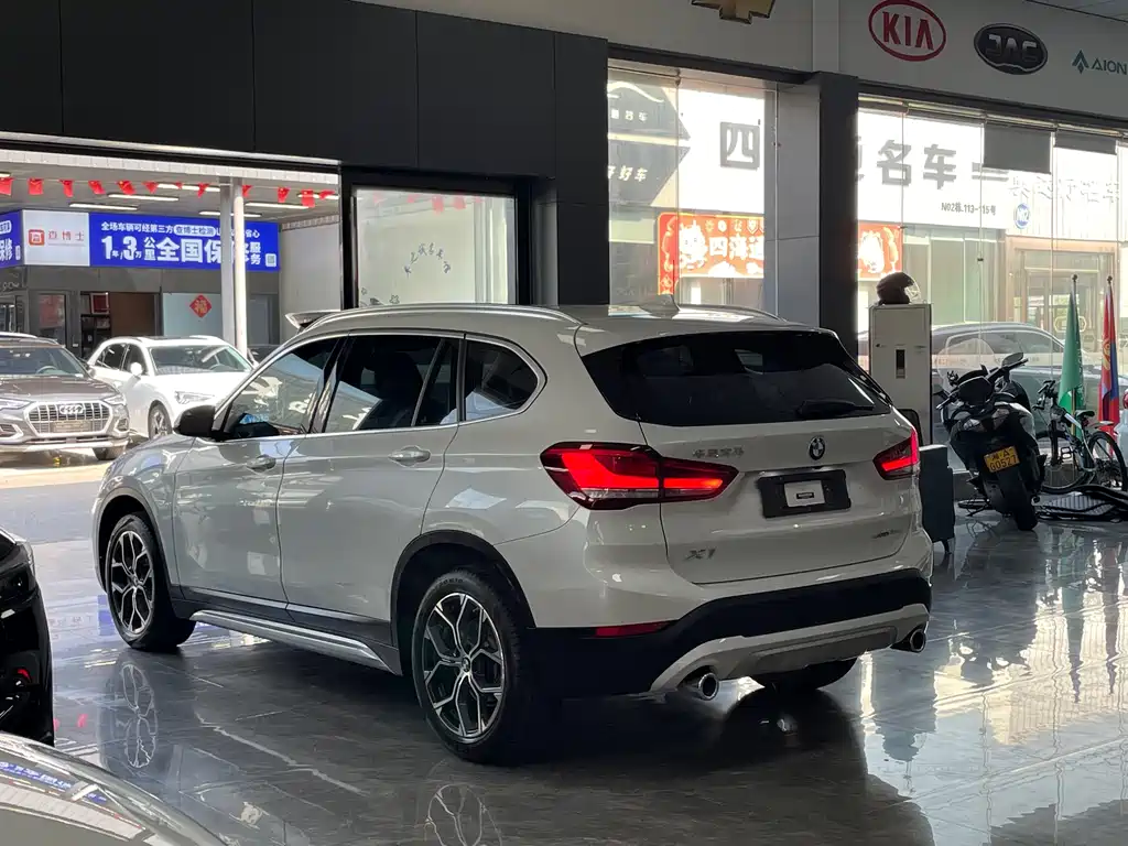 BMW X1 — фото 15