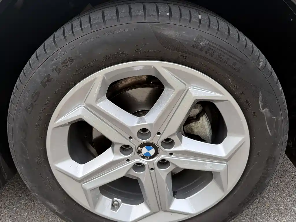 BMW X1 — фото 23