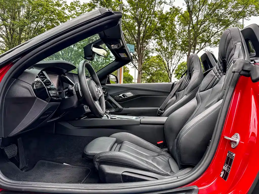 BMW Z4 — фото 13