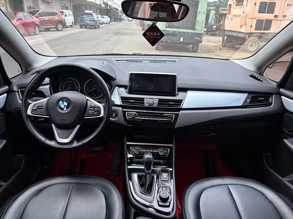 BMW 2 Series Gran Tourer — фото 3
