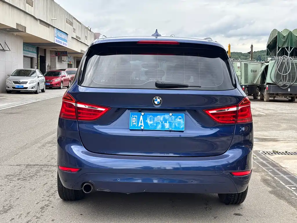 BMW 2 Series Gran Tourer — фото 7