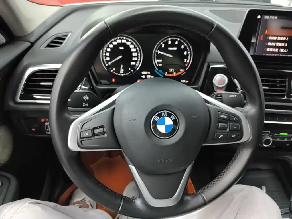 BMW 1 Series — фото 11