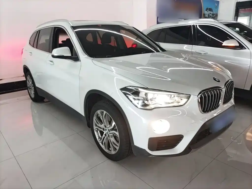 BMW X1 — фото 4