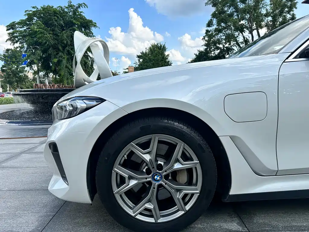 BMW i3 — фото 11