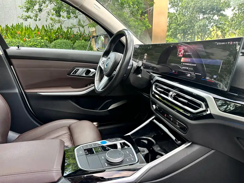 BMW i3 — фото 14