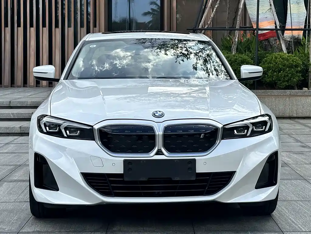 BMW i3 — фото 3