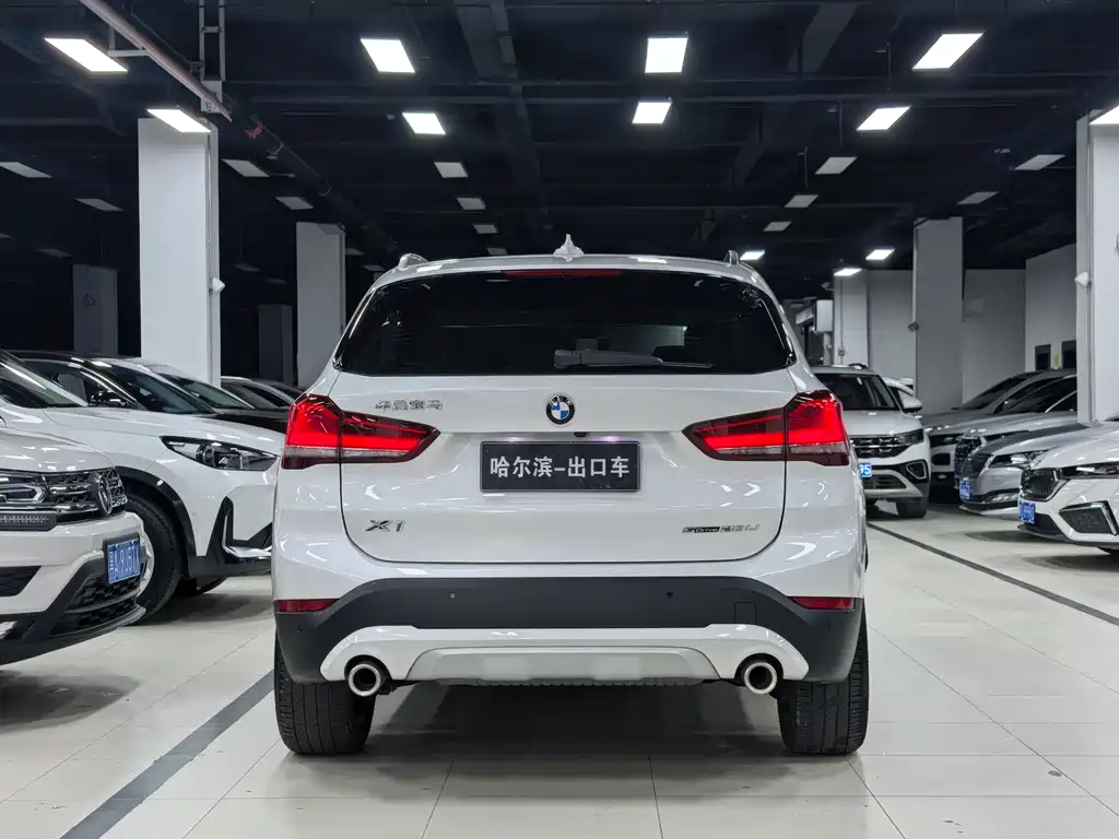 BMW X1 — фото 23