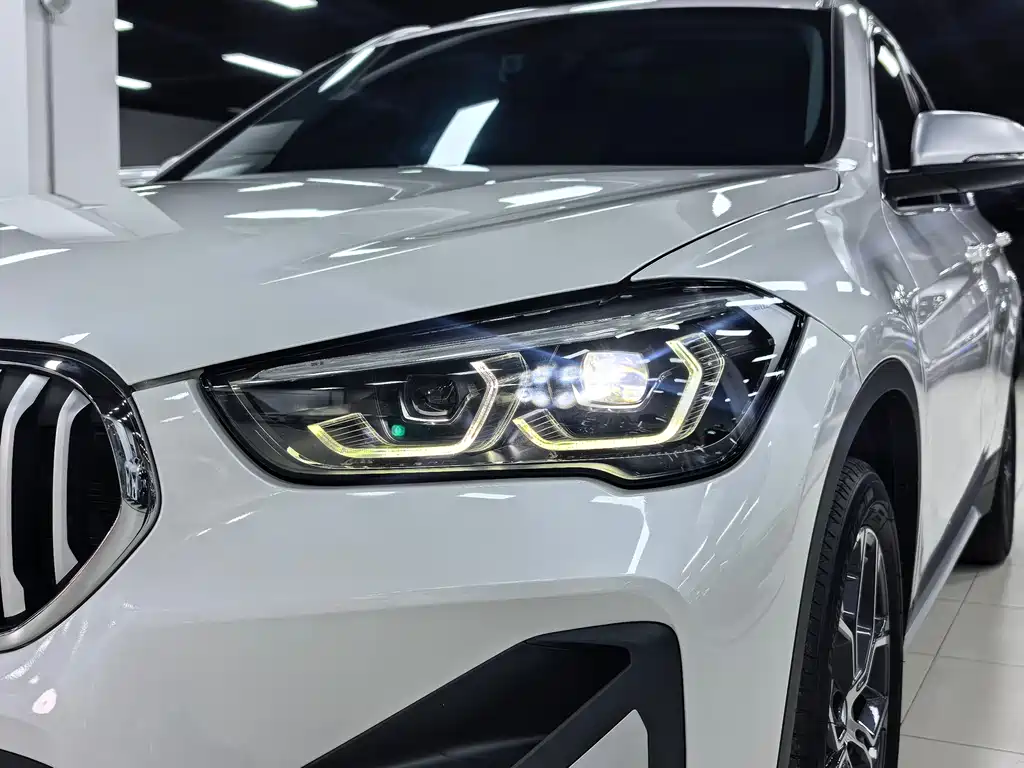 BMW X1 — фото 4