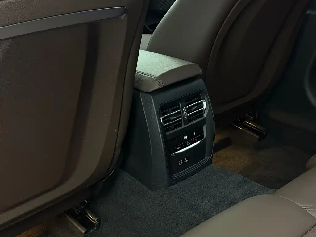 BMW 3 Series — фото 15