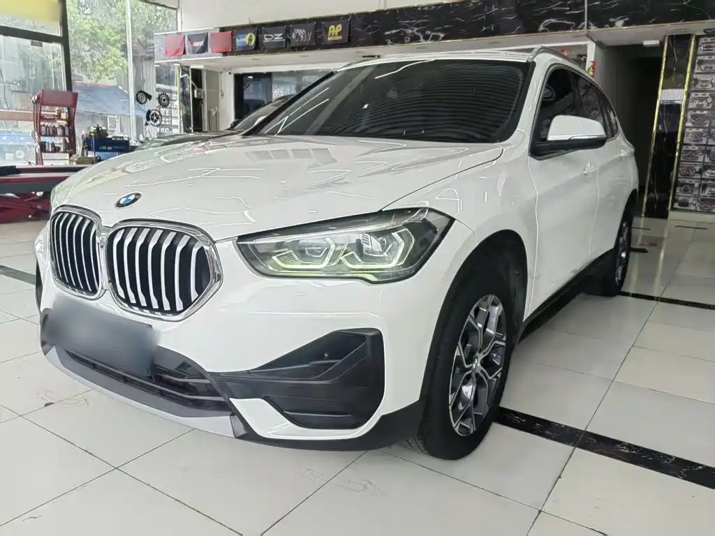 BMW X1 — фото 3