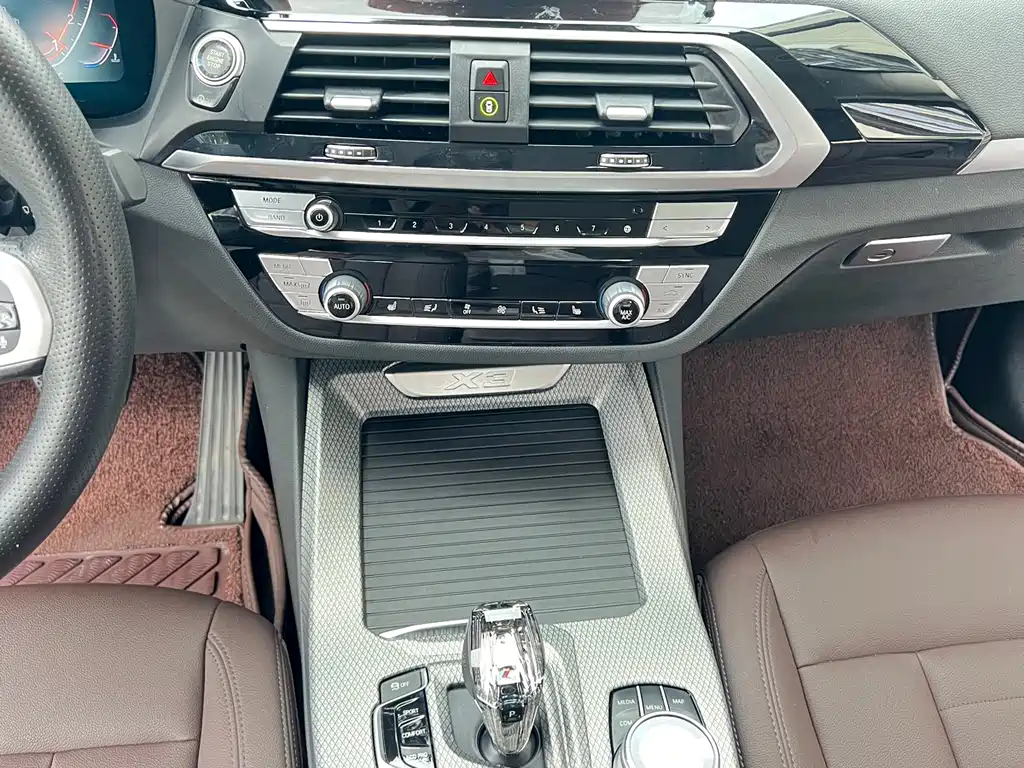 BMW X3 — фото 27