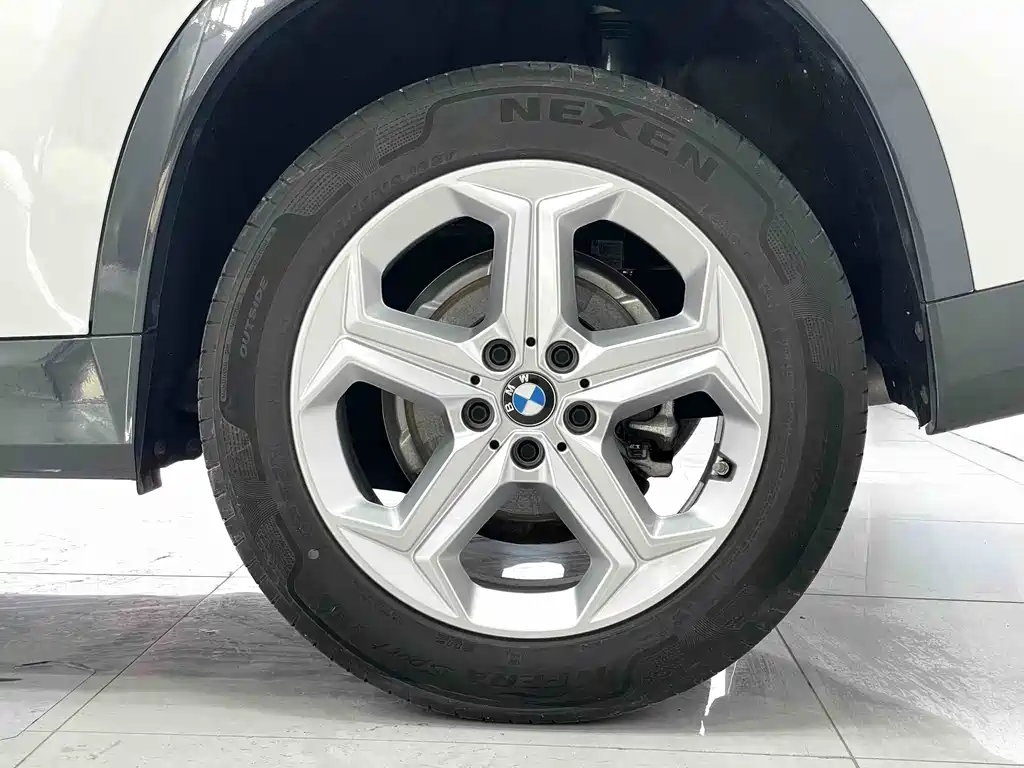 BMW X1 — фото 15