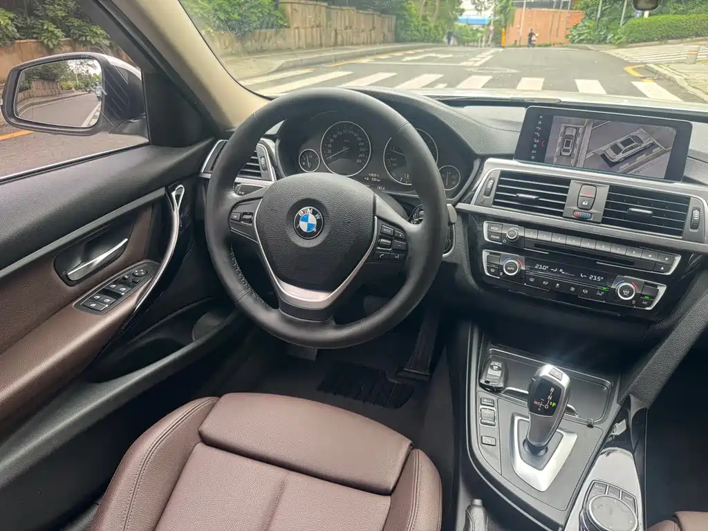 BMW 3 Series — фото 13