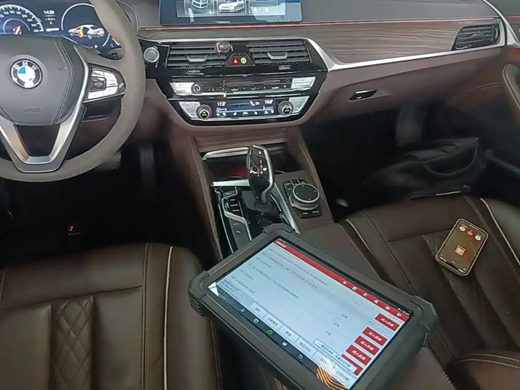 BMW 5 Series New Energy — фото 14